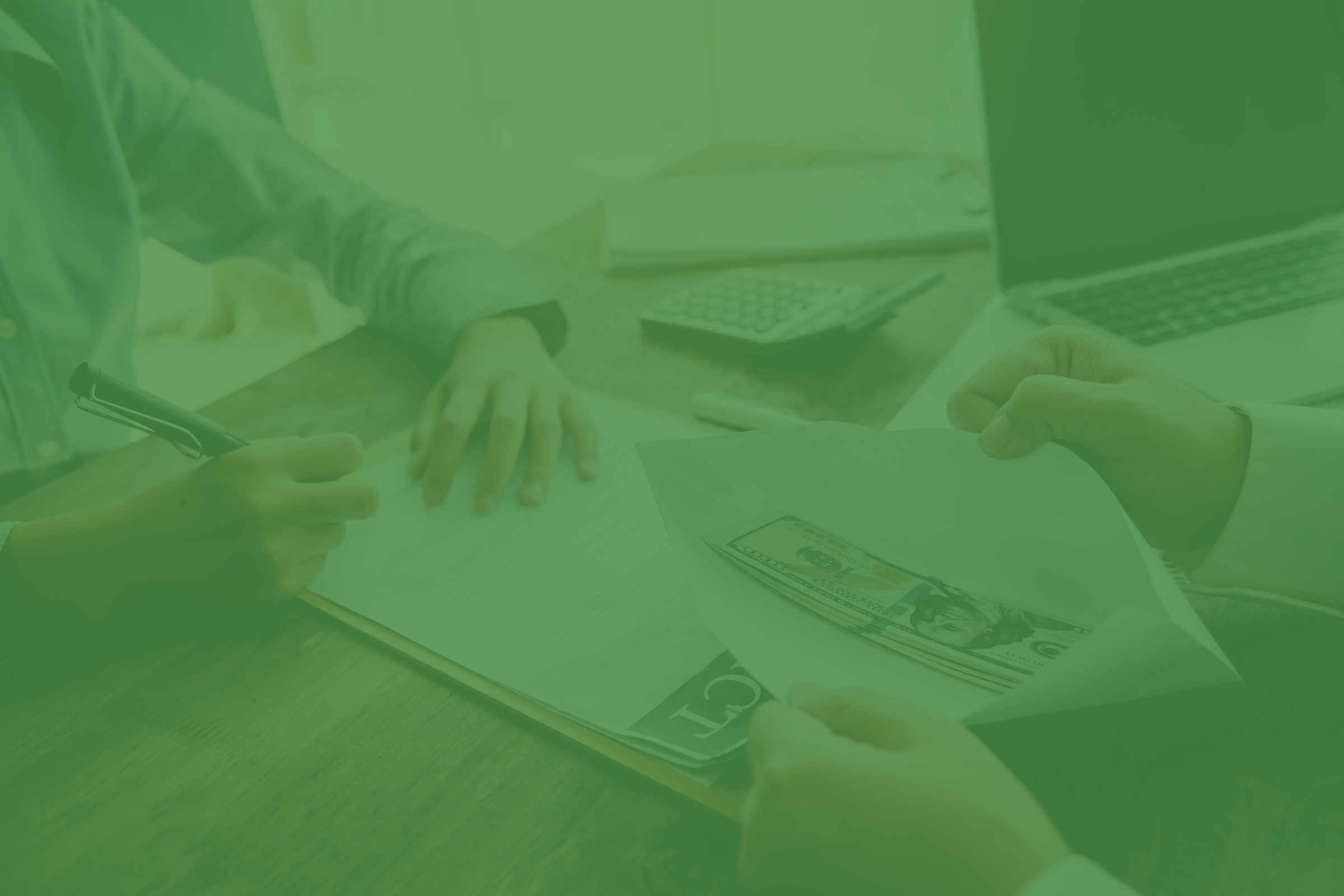 حكم دفع (الوُصْلَة) للحصول على الوظيفة؟